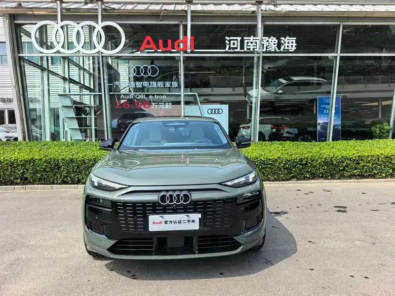 Audi Q6L Sportback e-tron 2026 First Edition — миниатюра 2