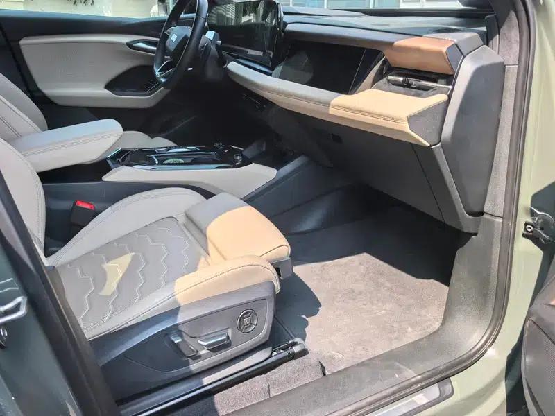 Audi Q6L Sportback e-tron 2026 First Edition — миниатюра 7