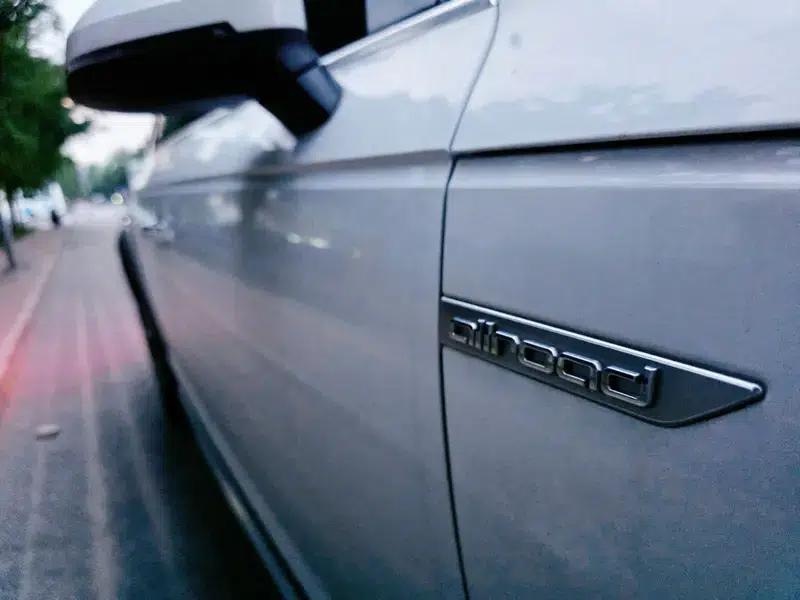 Audi A4 (Imported) 2017 45 TFSI allroad quattro Fashion Edition — миниатюра 11