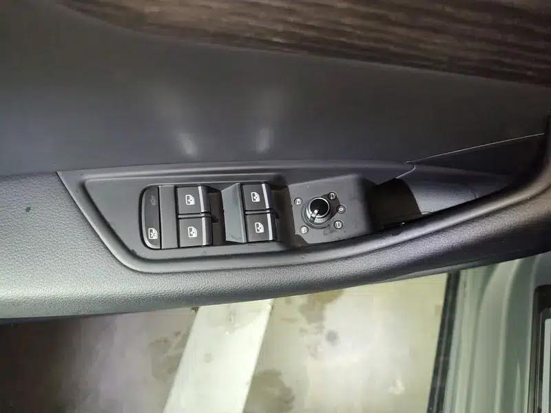 2024 Audi A4 (Imported) allroad quattro — миниатюра 15