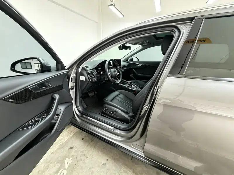 2021 Audi A4 (Imported) Avant 40 TFSI Fashionable Elegant Model — миниатюра 17