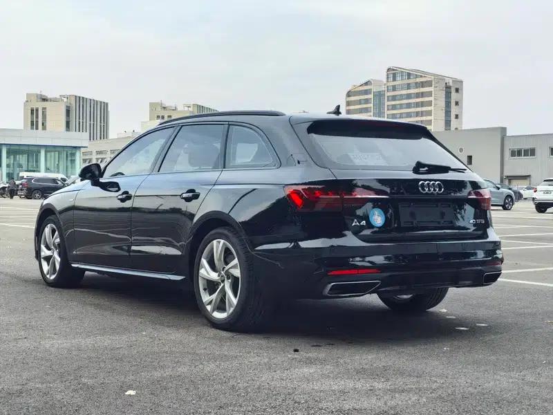 2023 Audi A4 (Imported) Avant 40 TFSI Fashion Dynamic Edition — миниатюра 4