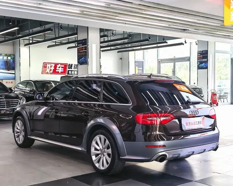 2014 Audi A4 (Imported) 40 TFSI allroad quattro plus version — миниатюра 4