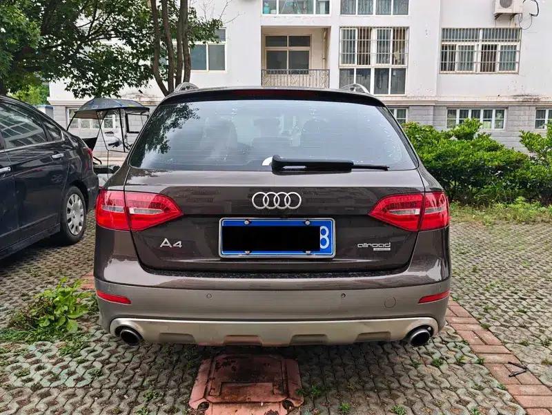 Audi A4 (Imported) 2013 40 TFSI allroad quattro Comfort — миниатюра 4