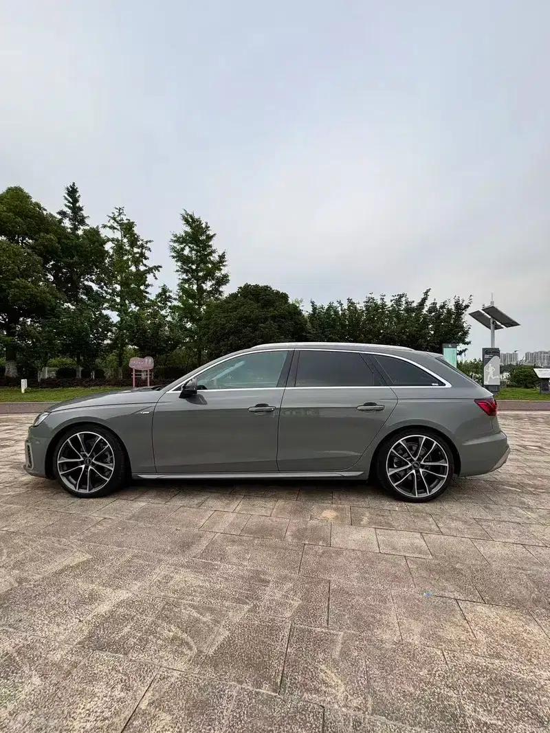 2021 Audi A4 (Imported) Avant 40 TFSI Fashionable Elegant Model — миниатюра 4
