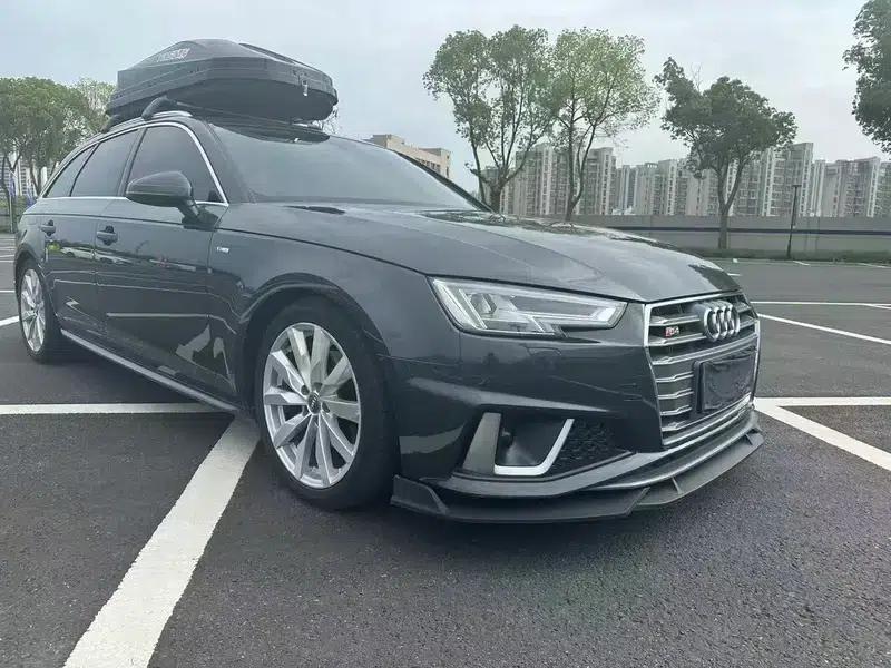 2019 Audi A4 (Imported) Avant 40 TFSI Fashion Dynamic Edition — миниатюра 3