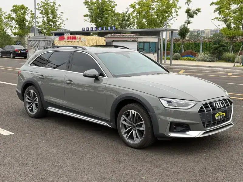 2022 Audi A4 (Imported) allroad quattro Ice Sport Edition — миниатюра 3