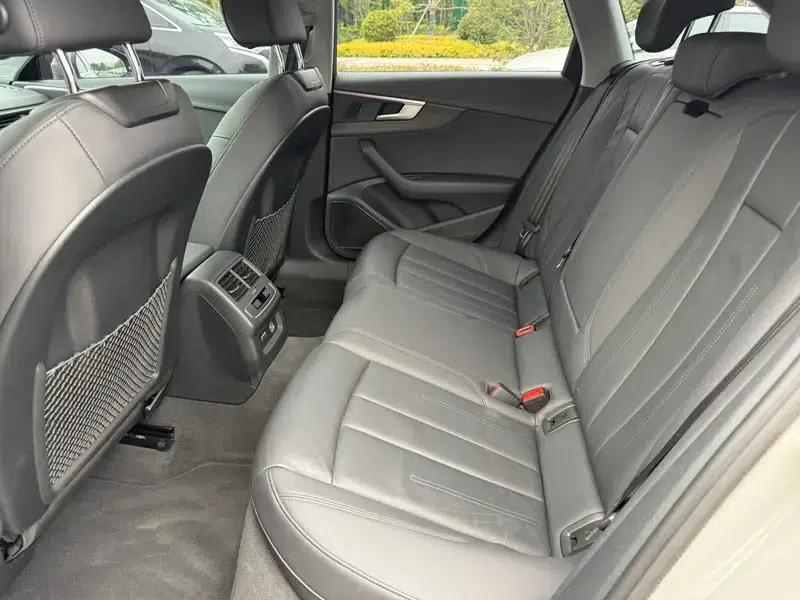 2022 Audi A4 (Imported) allroad quattro Ice Sport Edition — миниатюра 10