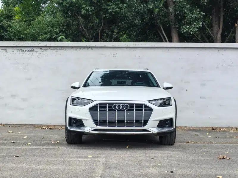 2022 Audi A4 (Imported) allroad quattro — миниатюра 2