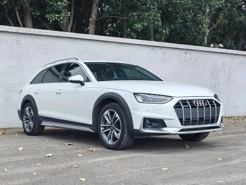 2022 Audi A4 (Imported) allroad quattro — миниатюра 3