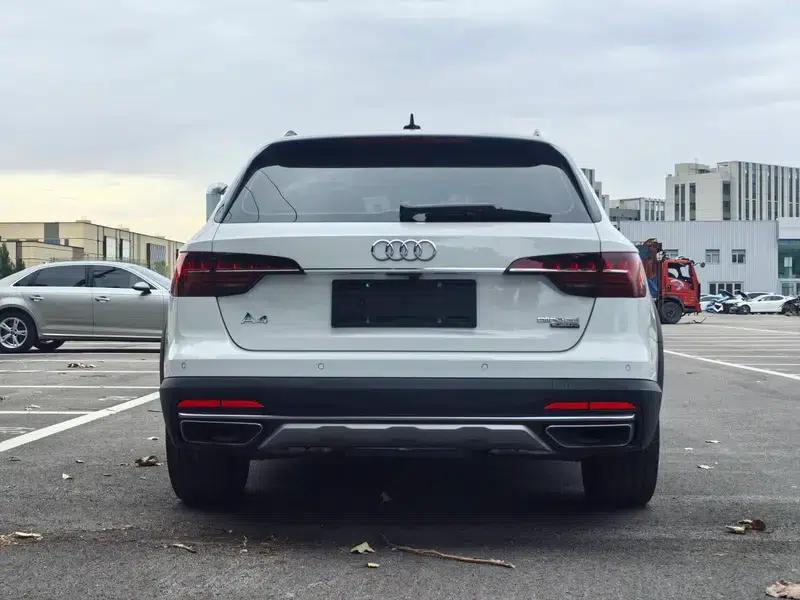 2022 Audi A4 (Imported) allroad quattro — миниатюра 6