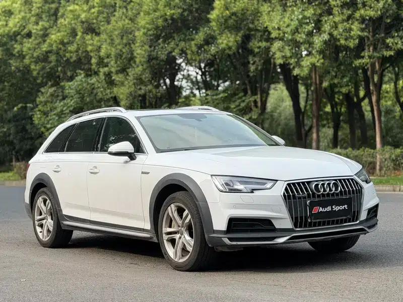 Audi A4 (Imported) 2017 45 TFSI allroad quattro Fashion Edition — миниатюра 3
