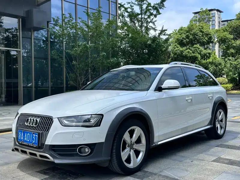 2014 Audi A4 (Imported) 40 TFSI allroad quattro plus version — миниатюра 1