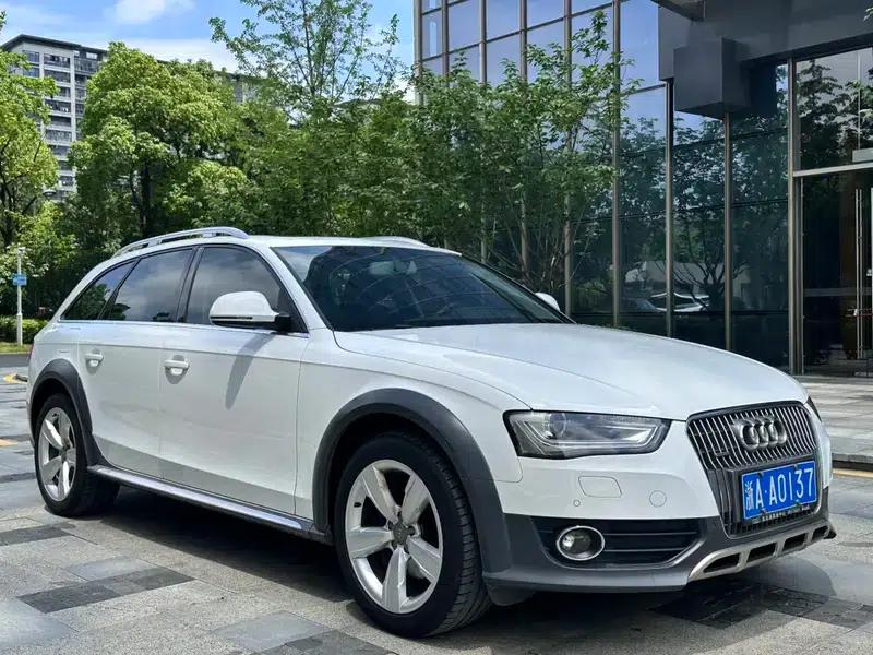 2014 Audi A4 (Imported) 40 TFSI allroad quattro plus version — миниатюра 3