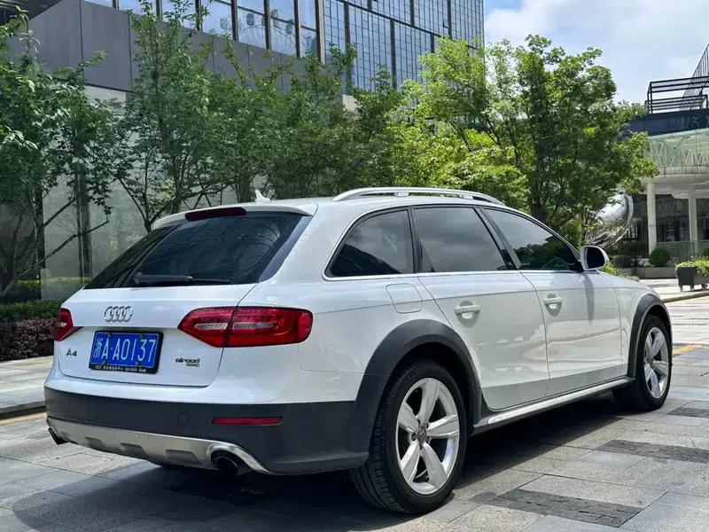 2014 Audi A4 (Imported) 40 TFSI allroad quattro plus version — миниатюра 6