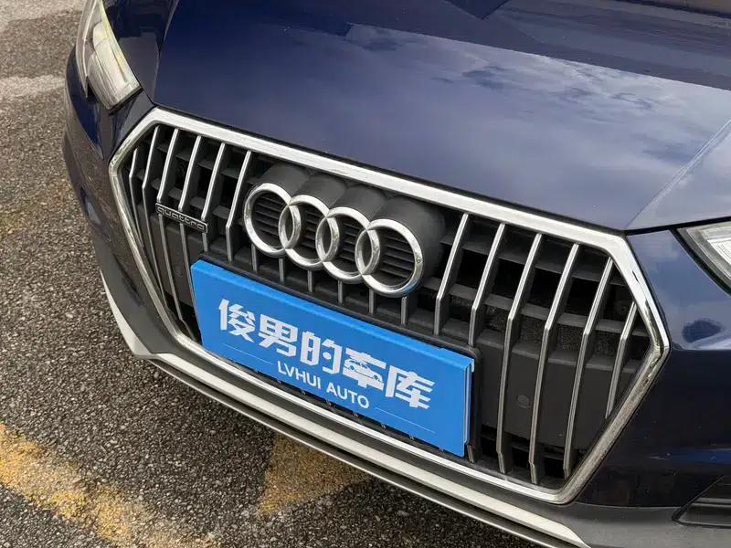 2019 Audi A4 (Imported) 45 TFSI allroad quattro Sport — миниатюра 11
