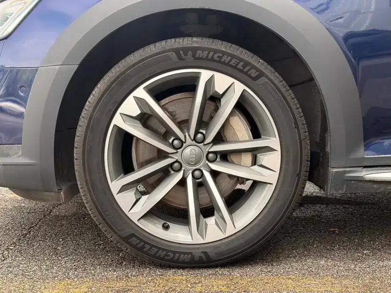 2019 Audi A4 (Imported) 45 TFSI allroad quattro Sport — миниатюра 12