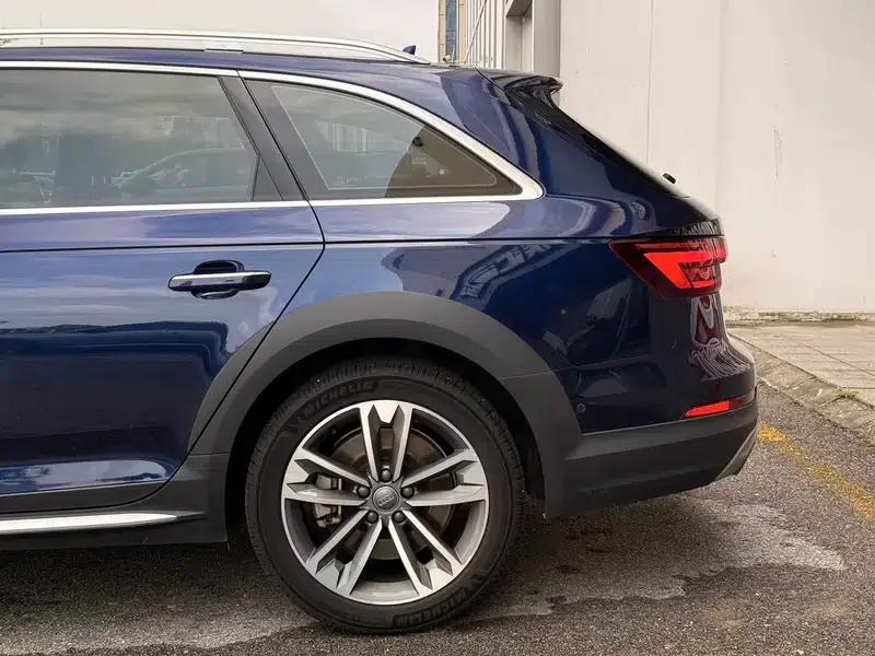 2019 Audi A4 (Imported) 45 TFSI allroad quattro Sport — миниатюра 13