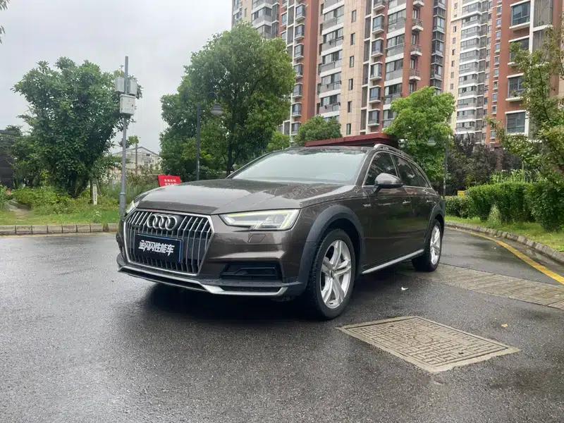 Audi A4 (Imported) 2017 45 TFSI allroad quattro Fashion Edition — миниатюра 1