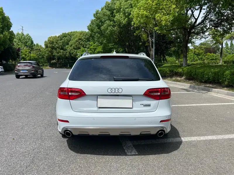 2014 Audi A4 (Imported) 40 TFSI allroad quattro plus version — миниатюра 5