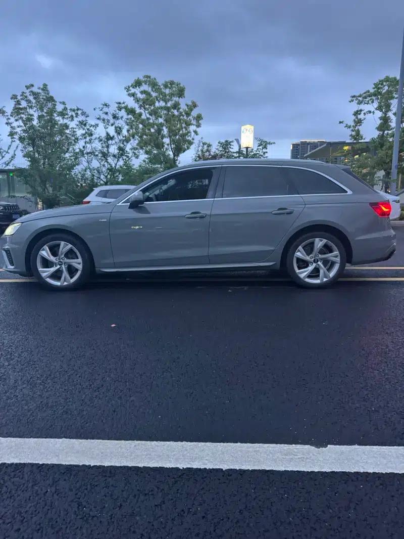 2021 Audi A4 (Imported) Avant 40 TFSI Fashionable Elegant Model — миниатюра 4