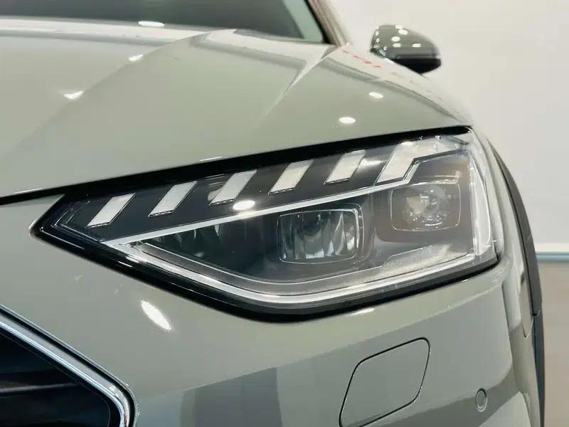 2022 Audi A4 (Imported) allroad quattro — миниатюра 8