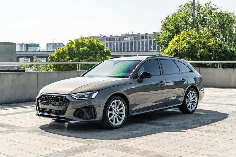 2024 Audi A4 (Imported) Avant 40 TFSI Fashion Dynamic Edition — миниатюра 1