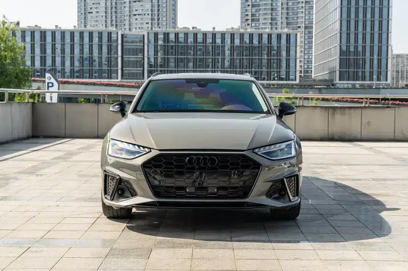 2024 Audi A4 (Imported) Avant 40 TFSI Fashion Dynamic Edition — миниатюра 2