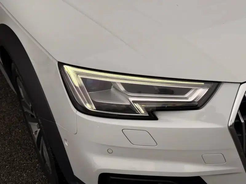 2017 Audi A4 (Imported) 45 TFSI allroad quattro Sport — миниатюра 12