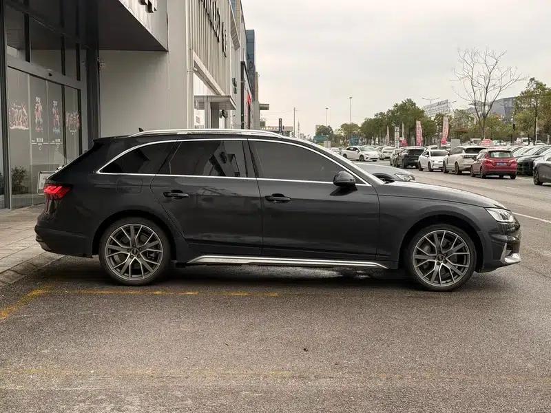 2022 Audi A4 (Imported) allroad quattro — миниатюра 8