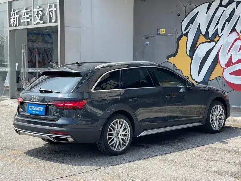 2021 Audi A4 (Imported) allroad quattro Explorer Edition — миниатюра 6