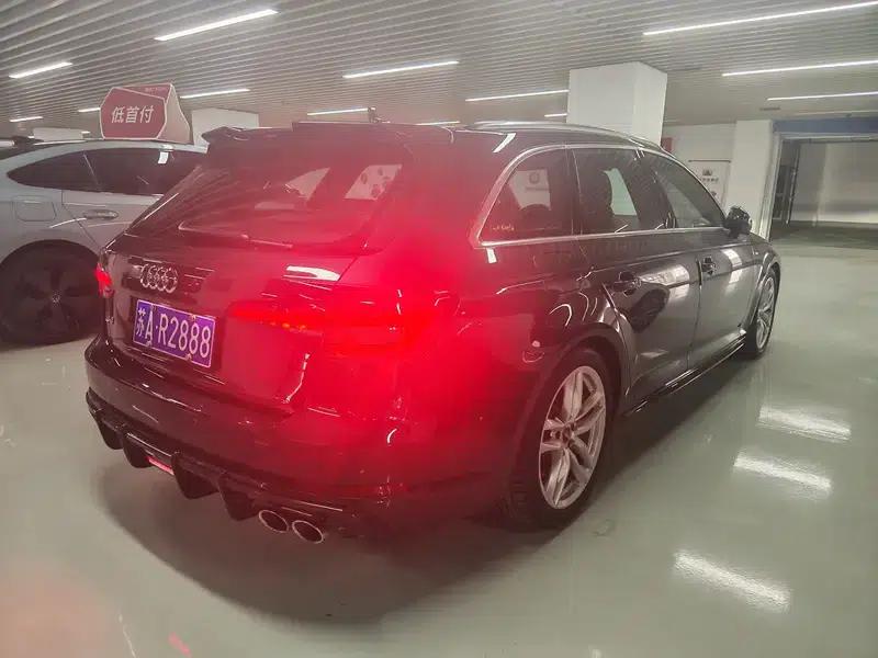 2019 Audi A4 (Imported) Avant 40 TFSI Luxury Dynamic — миниатюра 3