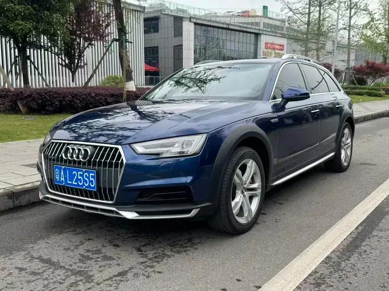 Audi A4 (Imported) 2017 45 TFSI allroad quattro Fashion Edition — миниатюра 1
