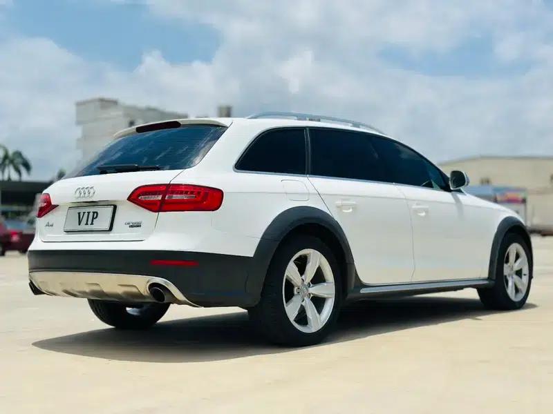 2014 Audi A4 (Imported) 40 TFSI allroad quattro plus version — миниатюра 7