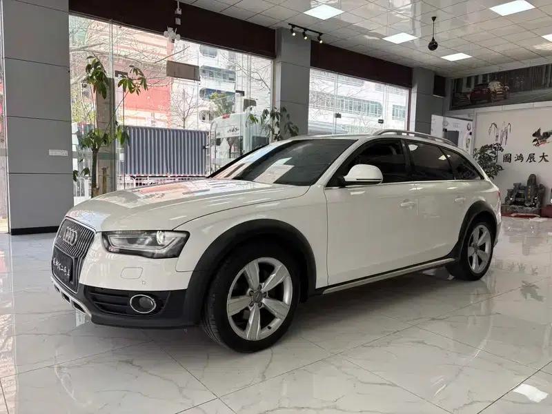 2014 Audi A4 (Imported) 40 TFSI allroad quattro plus version — миниатюра 1