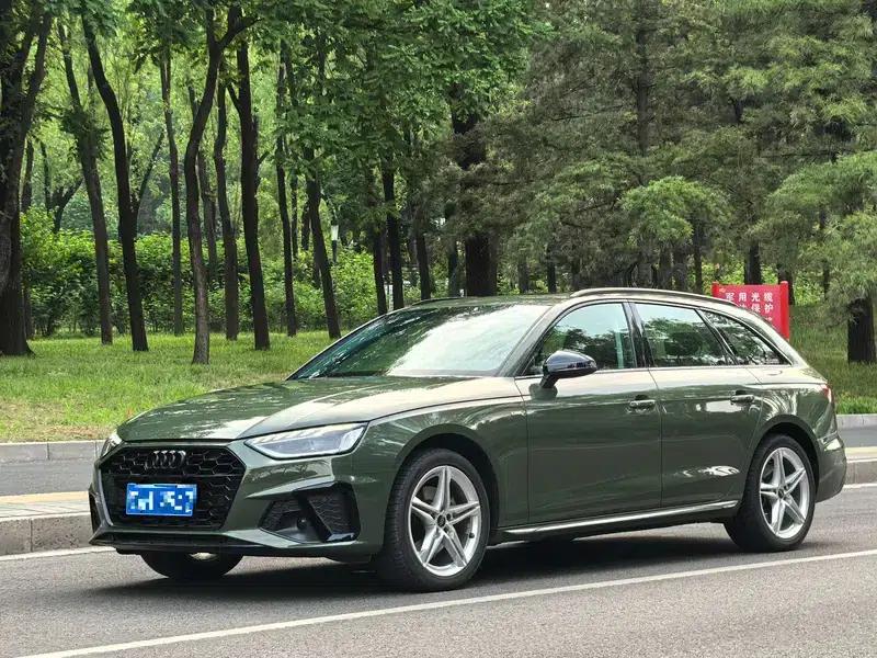 2023 Audi A4 (Imported) Avant 40 TFSI Fashion Dynamic Edition — миниатюра 1