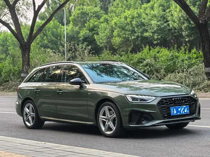 2023 Audi A4 (Imported) Avant 40 TFSI Fashion Dynamic Edition — миниатюра 3