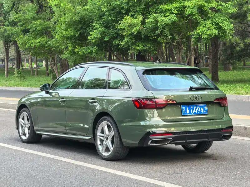 2023 Audi A4 (Imported) Avant 40 TFSI Fashion Dynamic Edition — миниатюра 4