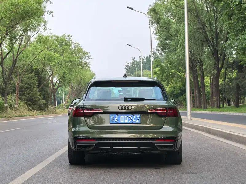 2023 Audi A4 (Imported) Avant 40 TFSI Fashion Dynamic Edition — миниатюра 5