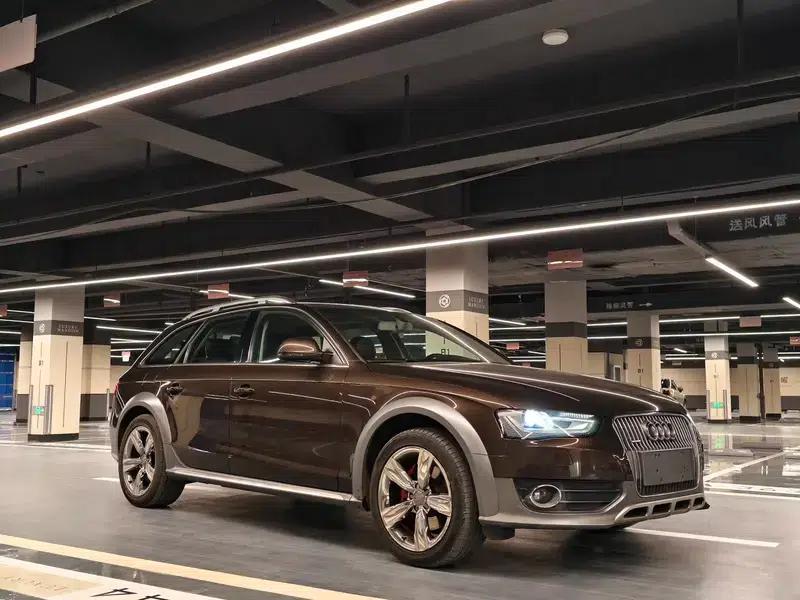 2014 Audi A4 (Imported) 40 TFSI allroad quattro plus version — миниатюра 2