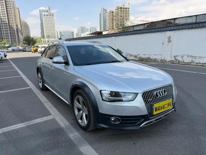 2014 Audi A4 (Imported) 40 TFSI allroad quattro — миниатюра 3