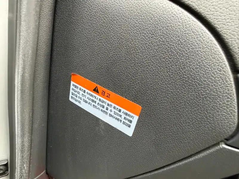 Audi A4 (Imported) 2010 Model 2.0T Automatic AWD 5-Seater Parallel Import — миниатюра 14