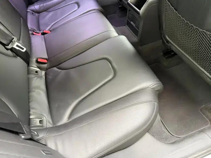 Audi A4 (Imported) 2010 Model 2.0T Automatic AWD 5-Seater Parallel Import — миниатюра 15