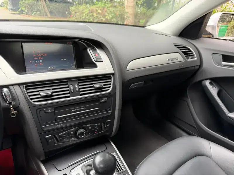 Audi A4 (Imported) 2010 Model 2.0T Automatic AWD 5-Seater Parallel Import — миниатюра 20