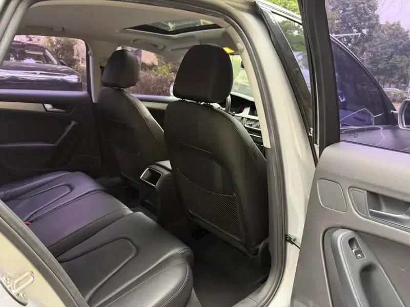 Audi A4 (Imported) 2010 Model 2.0T Automatic AWD 5-Seater Parallel Import — миниатюра 6