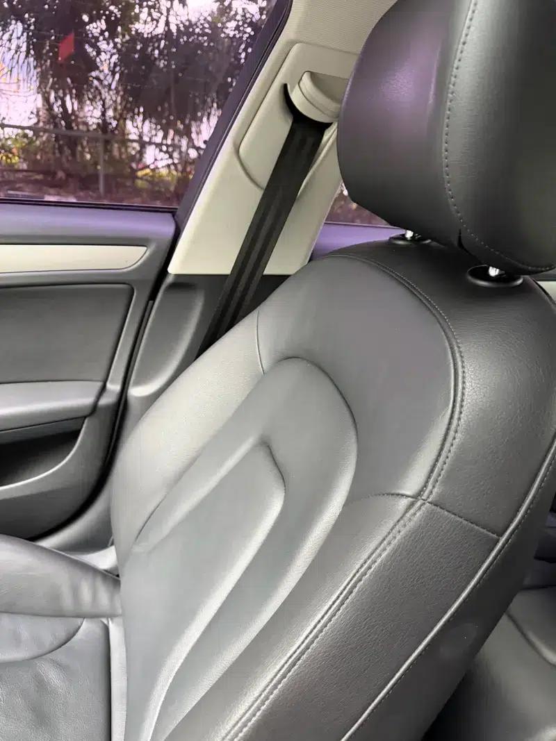 Audi A4 (Imported) 2010 Model 2.0T Automatic AWD 5-Seater Parallel Import — миниатюра 7