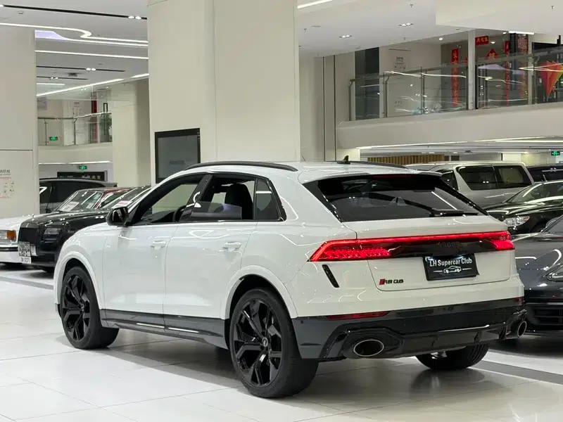 2021 Audi RS Q8 4.0T — миниатюра 4