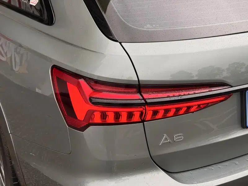 2021 Audi A6 (Imported) allroad quattro Explorer 55 TFSI Premium Off-Road Model — миниатюра 11
