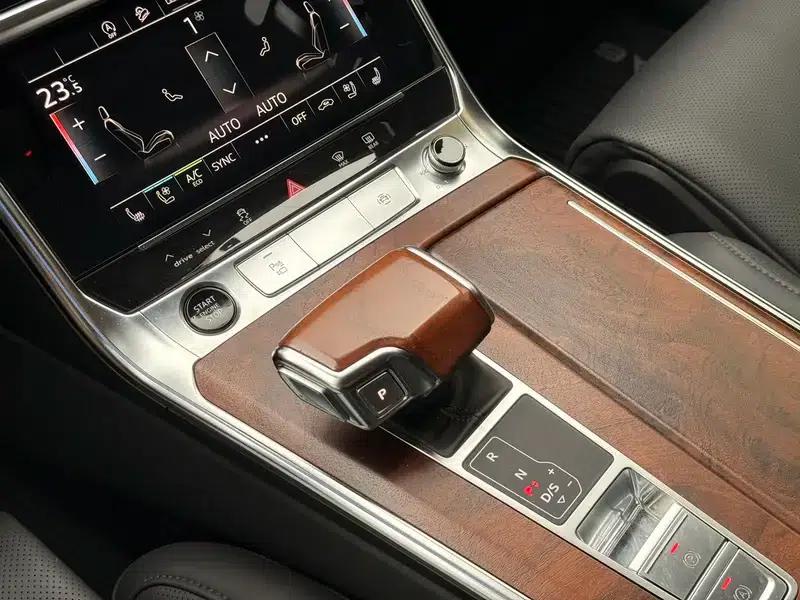 2021 Audi A6 (Imported) allroad quattro Explorer 55 TFSI Premium Off-Road Model — миниатюра 36
