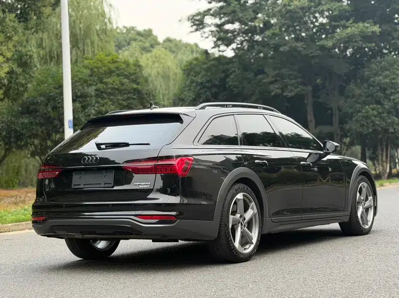 2020 Audi A6 (Imported) allroad Explorer 55 TFSI Premium Off-Road Model — миниатюра 7
